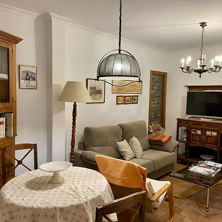 A 50 Metros De La Catedral アパート